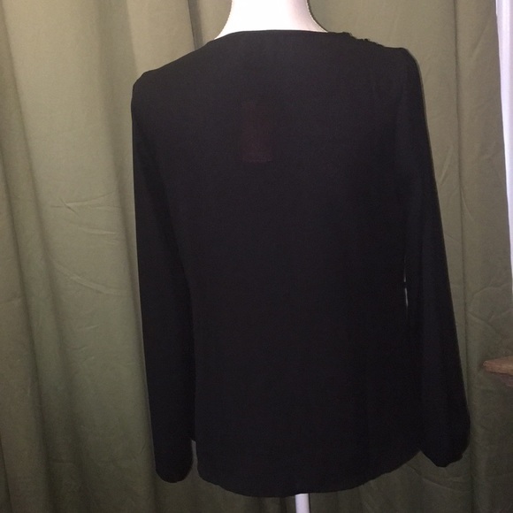 NWT - FOREVER 21 - Cross Body Top - Picture 3 of 4